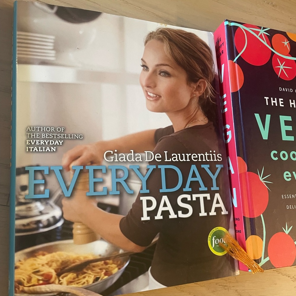 Everyday pasta cookbook by Giada De Laurentiis